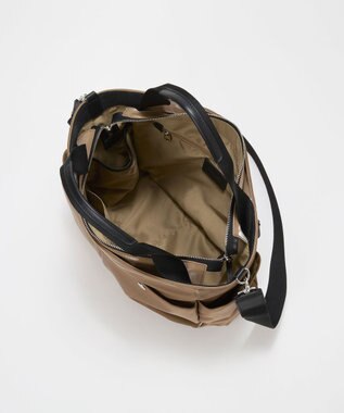 TOPKAPI 【Breath TOPKAPI】Train 防水ポリエステル ショルダー付き A4 トートバッグ / キャリー対応 ブラウン