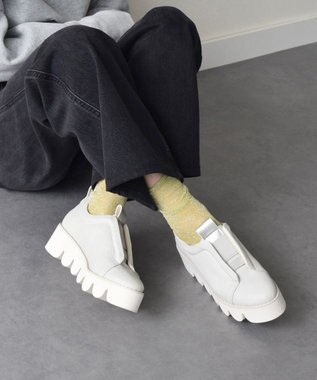 Bridget Birkin 【Round About】甲ゴムヒールアップスニーカー ライトグレー