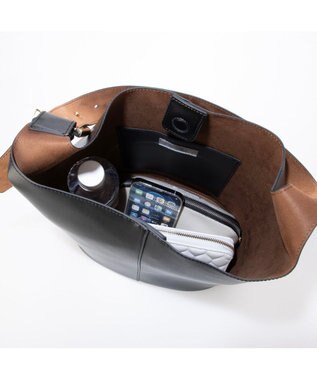 UNBILLION カシュカシュ cachecache / ビッグバックルバケツショルダー ブラック