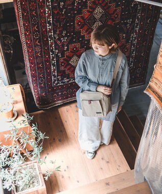 YUSHI Square - SHOULDER ショルダーバッグ【撥水/ナイロン/軽量】 ベージュ