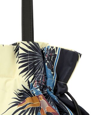 TOPKAPI 【TREASURE TOPKAPI】マイルドサテン スカーフ柄 巾着 トート バッグ チャコールグレー