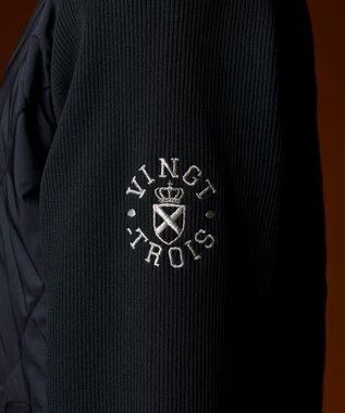 23区GOLF 【WOMEN】中綿キルトプルオーバー 着脱楽ちん 便利なポケット付 1枚で決まる ブラック系