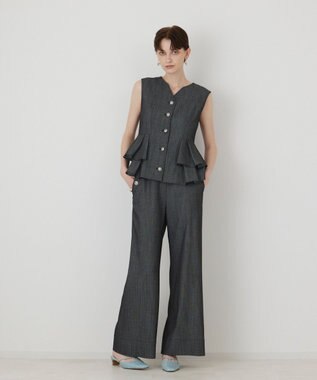 GRACE CONTINENTAL シャンブレーフリルベスト グレー