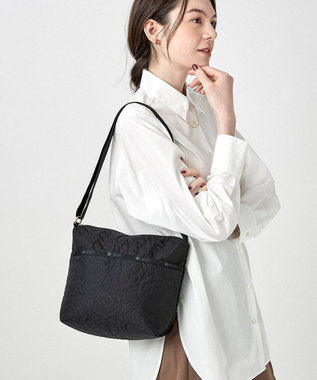 日本限定】SMALL CLEO CROSSBODY/パフィーブロッサムズ / LeSportsac