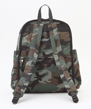 Y'SACCS 撥水ナイロンテープデザインスクエアバックパック カーキ