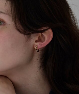 Phoebe 【金属アレルギー対応】【痛くないシリーズ】モーションメタルクリスタルループフィットイヤリング　ゴールド ゴールド