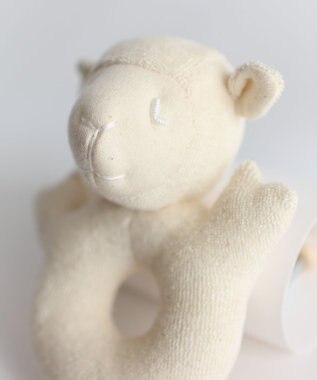 AND WOOL 〈ベビー用品〉ひつじのラトル ホワイト