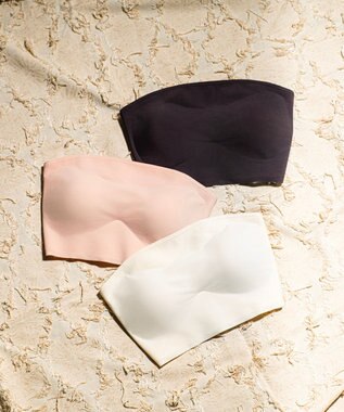 WACOAL ノンワイヤーブラ [GOCOCi][ワコール] ズレにくい 背中の段差を軽減 立体的なバストシルエット ゴコチ ストラップレス レディース CGG583 /ワコール ブラック