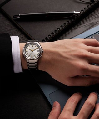 CITIZEN 【ベーシックな3針】光発電エコ・ドライブ電波時計 CB1160-55A