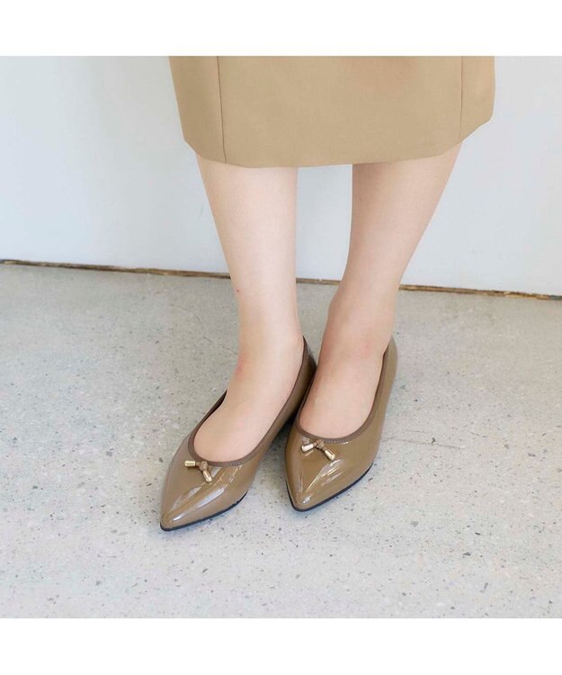 MODE ET JACOMO <carino>【レイン対応】中敷きデザインバレエシューズ オークエナメル