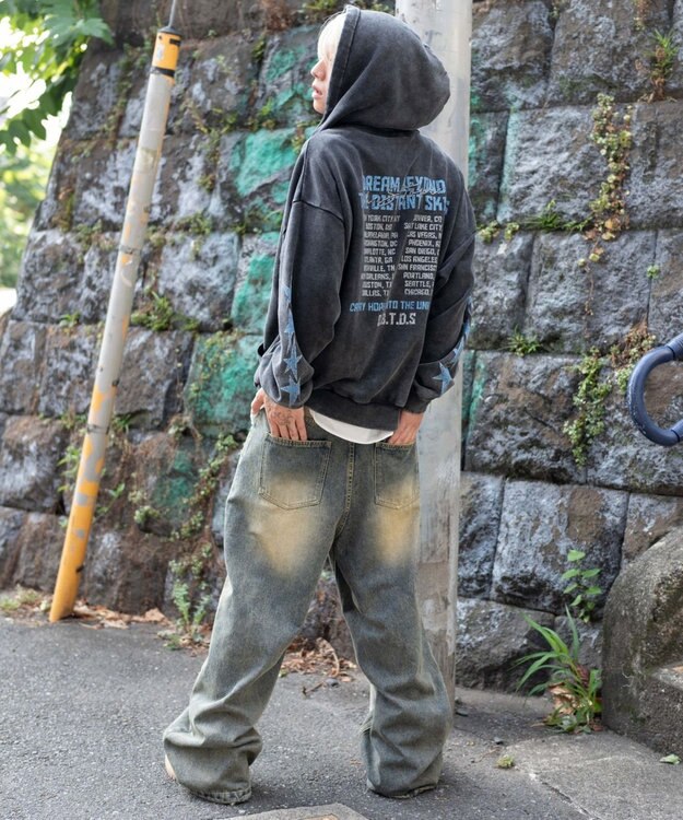 WEGO 【ユニセックス着用ITEM/MLサイズ展開】パウダーブリーチグラフィックZIPパーカー 柄3