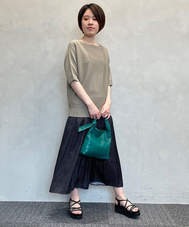 自由区 【洗える】コットンストレッチホールガーメント プルオーバー ニット カーキ系