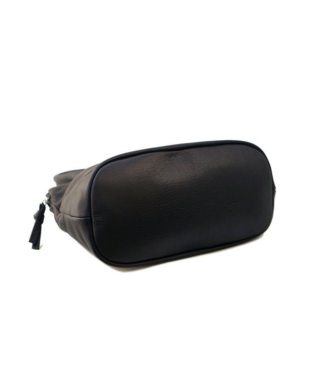 FOLNA RD ソフトレザーブガッティボストンバッグ ブラック