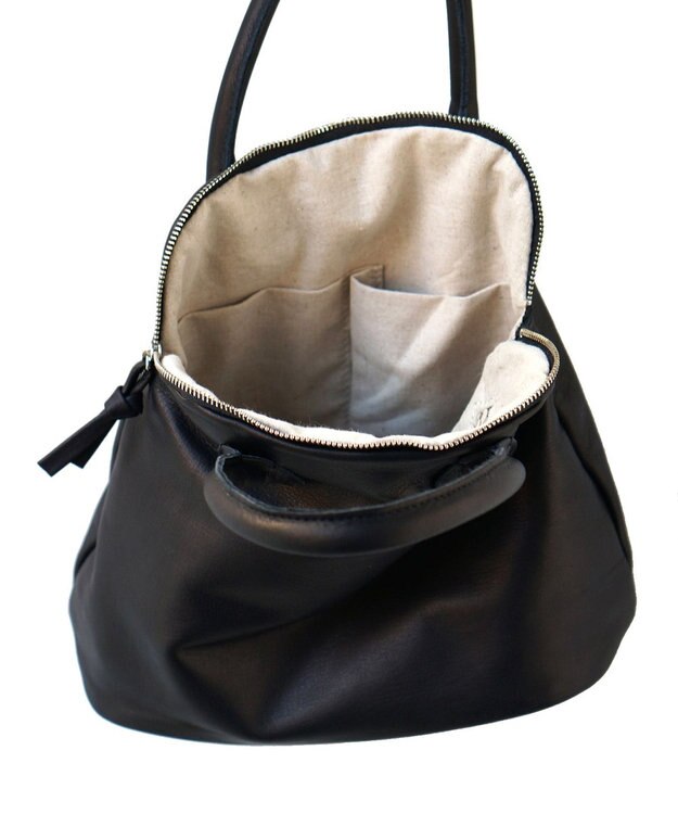 FOLNA RD ソフトレザーブガッティボストンバッグ ブラック