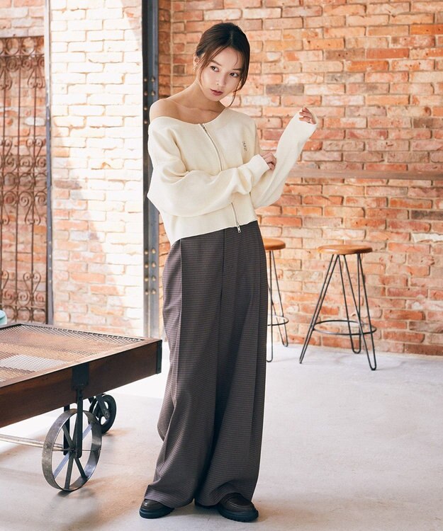 earth music&ecology ダブルジップロゴニットプルオーバー Ivory