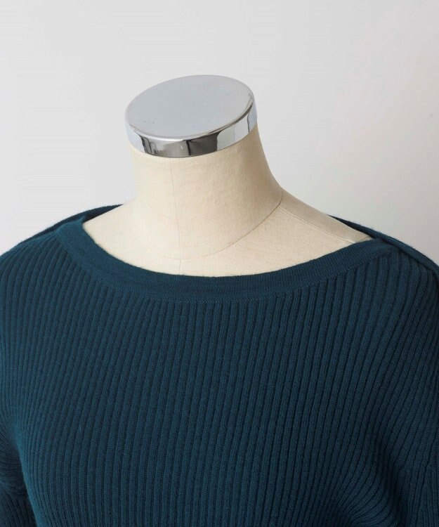 TOQUE 〈大草直子さんアドバイザー〉ベビーアルパカ ミドルゲージ ボートネックニット グリーン