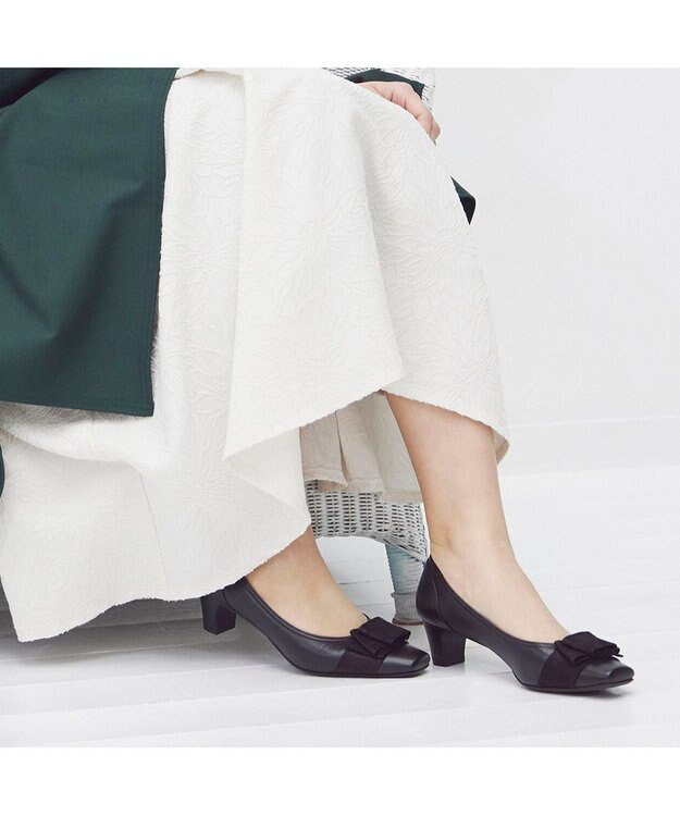 Riz raffinee <Riz raffinee>ドレープデザインモチーフパンプス ブラック