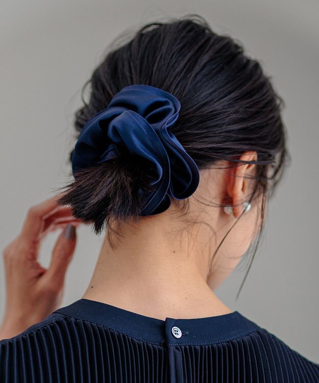 23区 【VERYコラボ】シュシュ&ブローチ2点セット ネイビー系