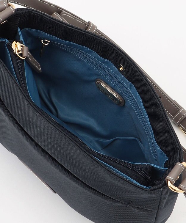 LA BAGAGERIE ポリエステルキャンバス　タックポシェット ネイビー