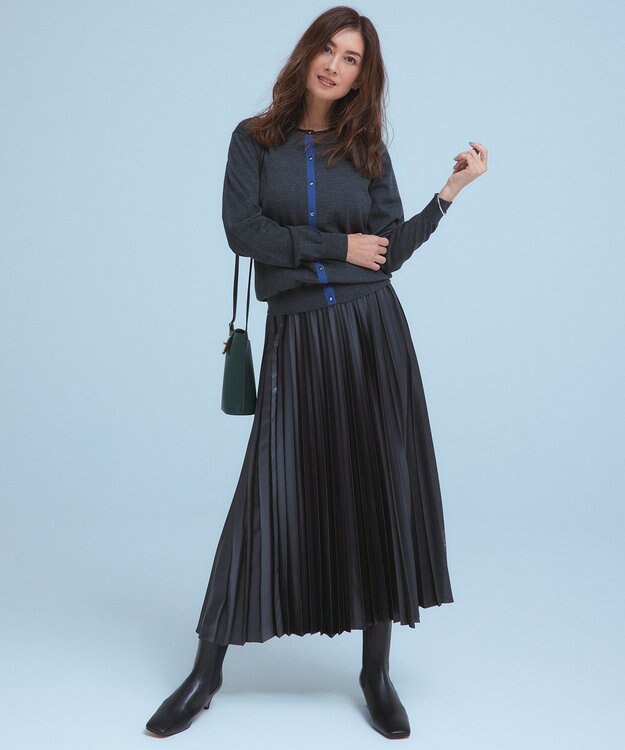 23区 アウトシームポシェット ダークグリーン系