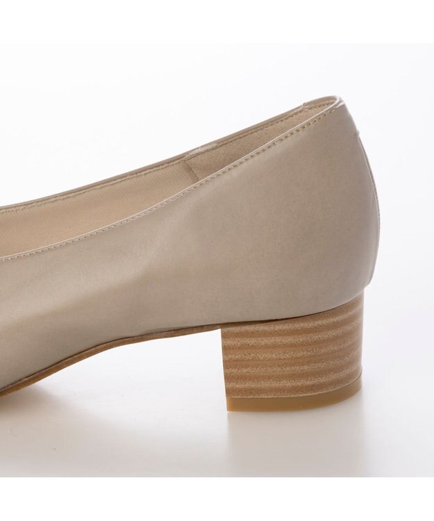 ing <ing>【WEB限定】【レイン対応】スクエアトゥVカットパンプス オーク