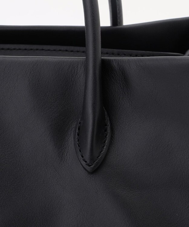 BEIGE， 【一部店舗限定】MARY AL TERNA / RIKYU レザーハンドバック Black