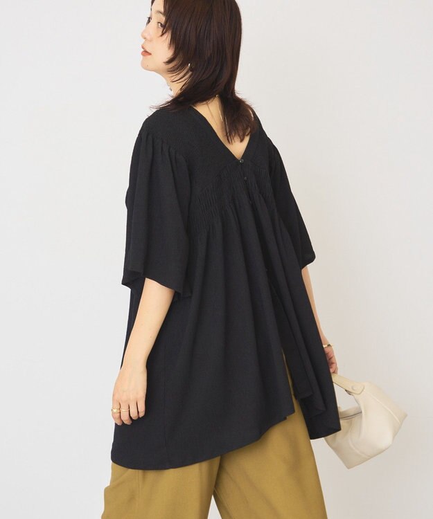 AMERICAN HOLIC 【先行予約】【WEB限定】主役級ラク映え：前後2WAY Vネックシャーリングチュニックブラウス Black