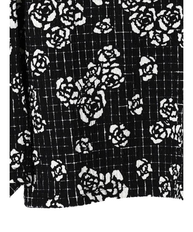 Green Parks ■ＥＳＣＡＲ　ボトルネッククレープカットプルオーバー Flower Black