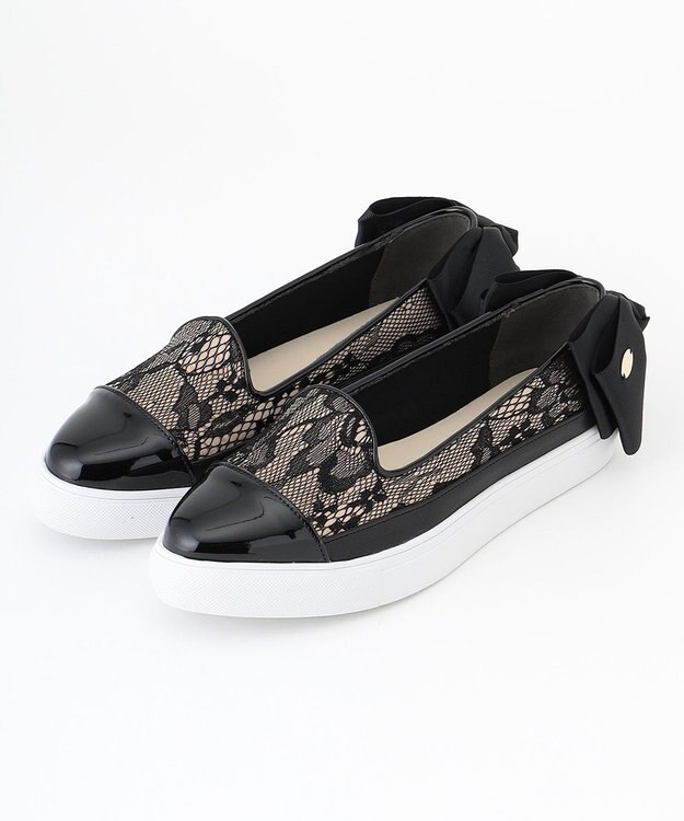 TOCCA BACK RIBBON SLIPON スニーカー ブラック×レース柄