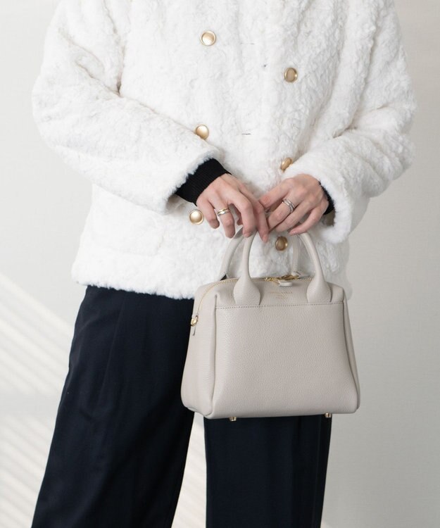 INTER-CHAUSSURES 【CHRISTIAN VILLA】ベーシックレザーハンドバッグ アイボリー