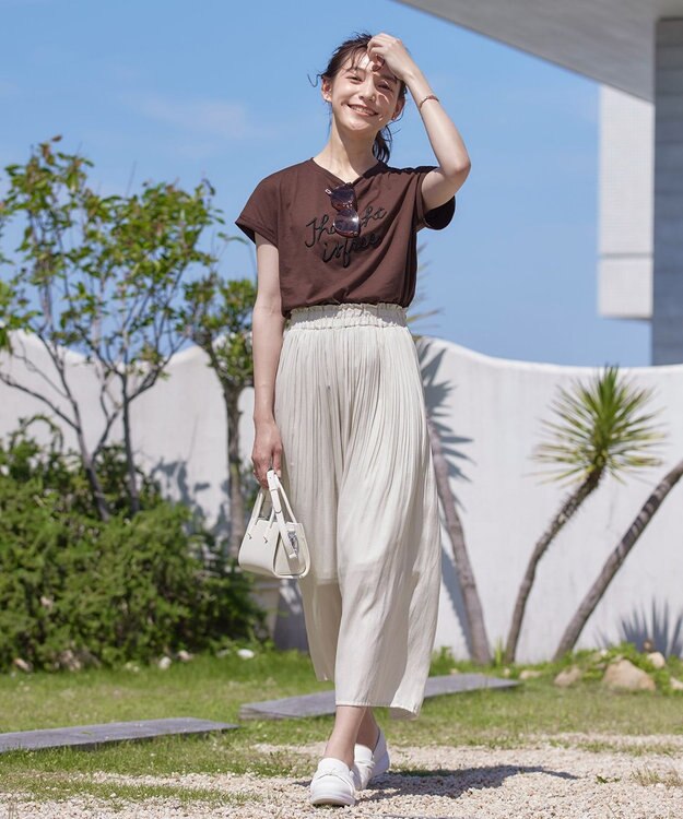 Tiaclasse 【洗える】立体刺繍ロゴTシャツカットソー ブラウン