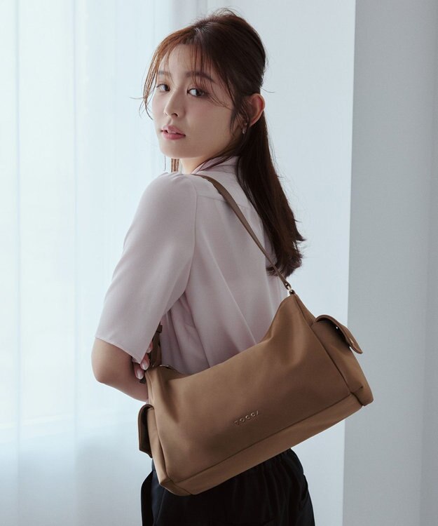 TOCCA IN CREADLE NYLON BAG ワンショルダーバッグ 【古畑星夏さん着用】