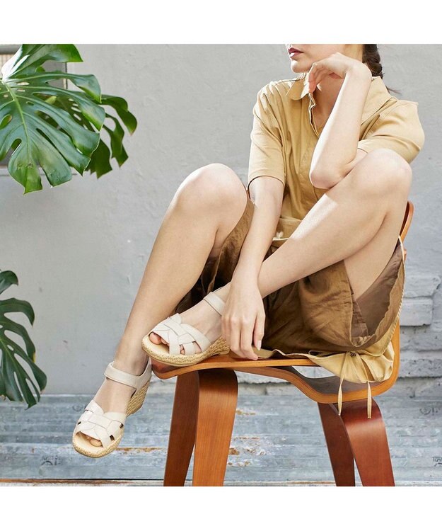 MODE ET JACOMO <D'ICI>カットワークストラップサンダル アイボリー