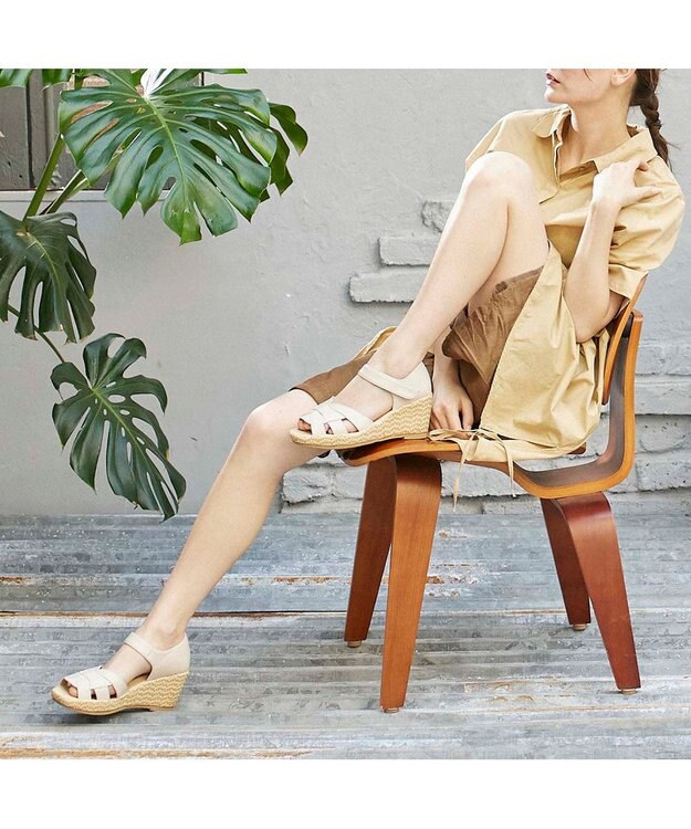 MODE ET JACOMO <D'ICI>カットワークストラップサンダル アイボリー