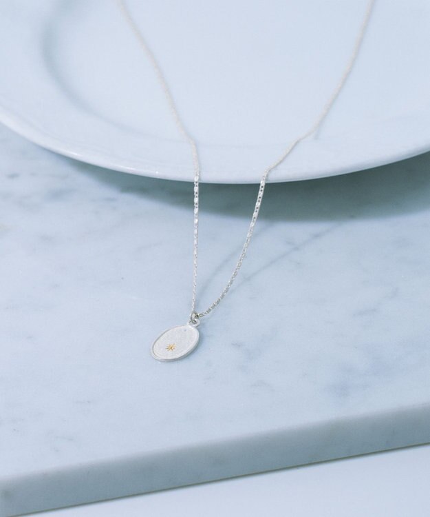 Pisceans オーバルメダイユネックレス マットシルバー