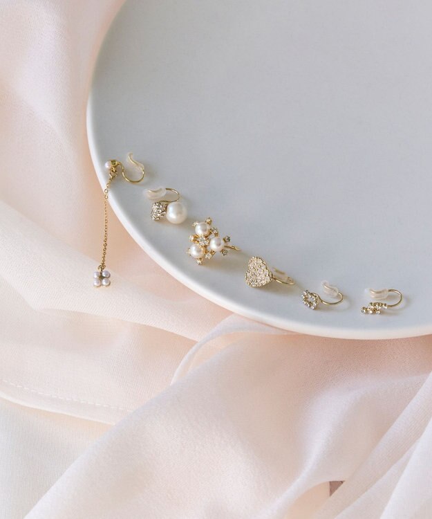 Phoebe 〈痛くないシリーズ/金属アレルギー対応〉タイニーレクタングルビジューライトフィットイヤリング　小粒/小さい/小さめ ゴールド