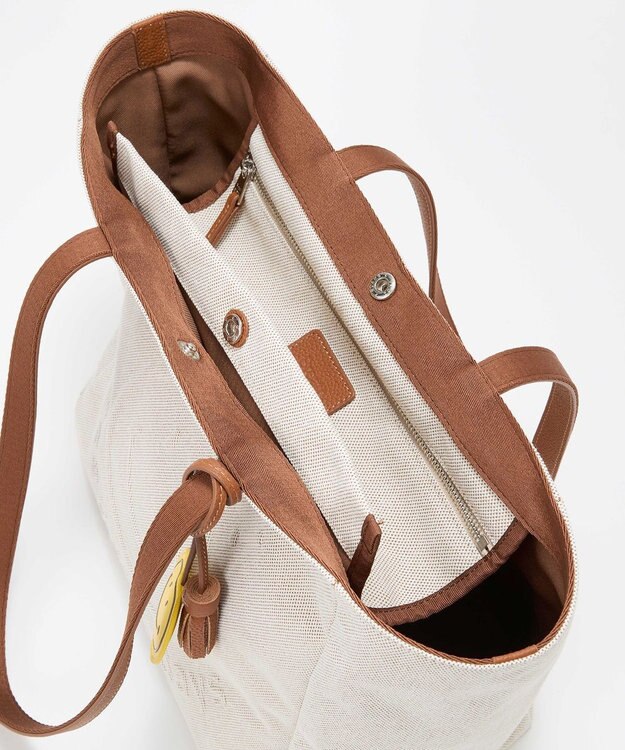 TOPKAPI 【Breath TOPKAPI】SMILE COLLECTION エンボス スマイル ビッグ トートバッグ /スマイルチャーム付き ベージュ