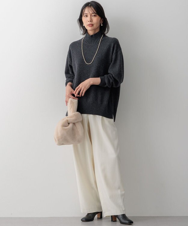 23区 S ナチュラルストレッチサキソニー バレル パンツ アイボリー系