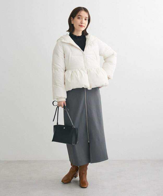 Green Parks ・ｓｗｉｎｇ　ｂｙ　ファイバーダウンペプラムコート Ivory