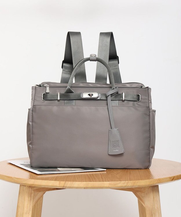 style code 【ナイロン４WAY仕様】ショルダー　リュック　PC収納可能 グレー