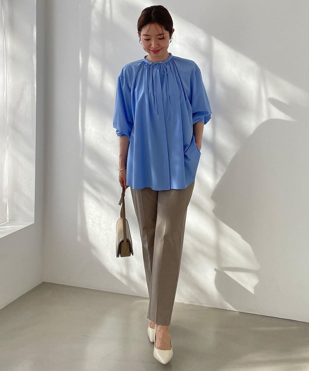 UNFILO ギャザーブラウス ブルー