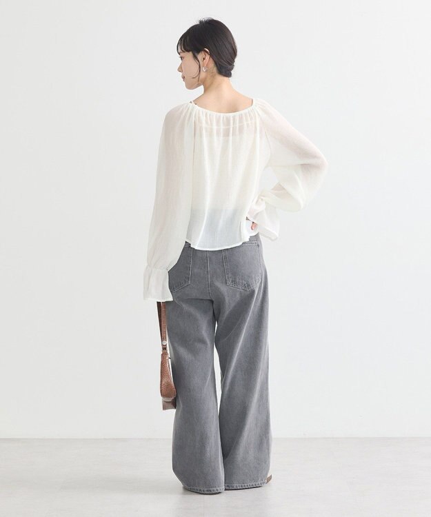 earth music&ecology ナローリボンくしゅくしゅギャザーブラウス Ivory