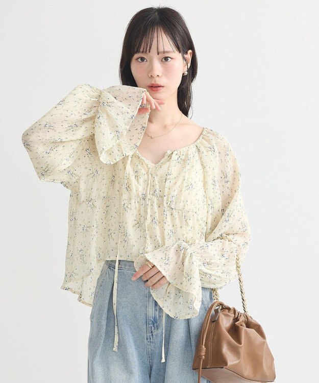 earth music&ecology ナローリボンくしゅくしゅギャザーブラウス Flower