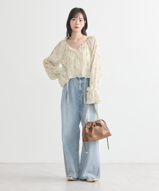 earth music&ecology ナローリボンくしゅくしゅギャザーブラウス Flower