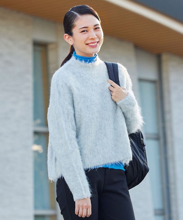 UNFILO 【洗える】アルパカシャギー ハイネッククロップドニット シルバーグレー