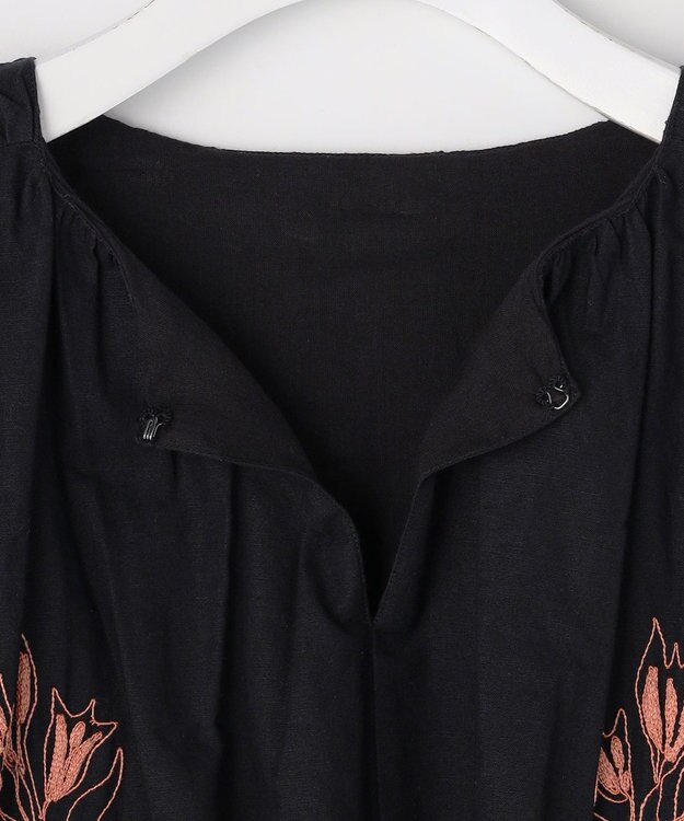 自由区 【カトリエムブーケ】Broderie a motifs floraux 刺繍サックワンピース ブラック×オレンジ