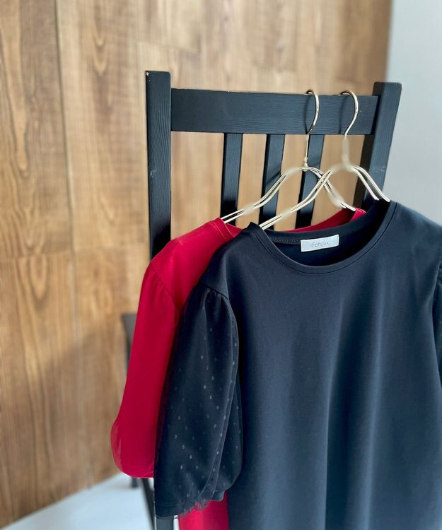 Feroux チュールパフスリーブ プルオーバー ブラック系