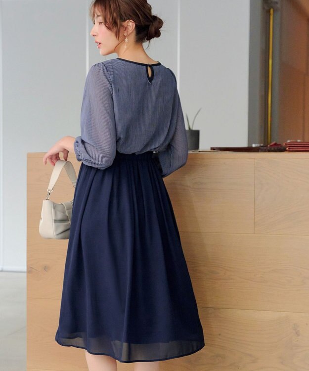 Tiaclasse L ブラウジングシフォンワンピース ネイビーストライプ