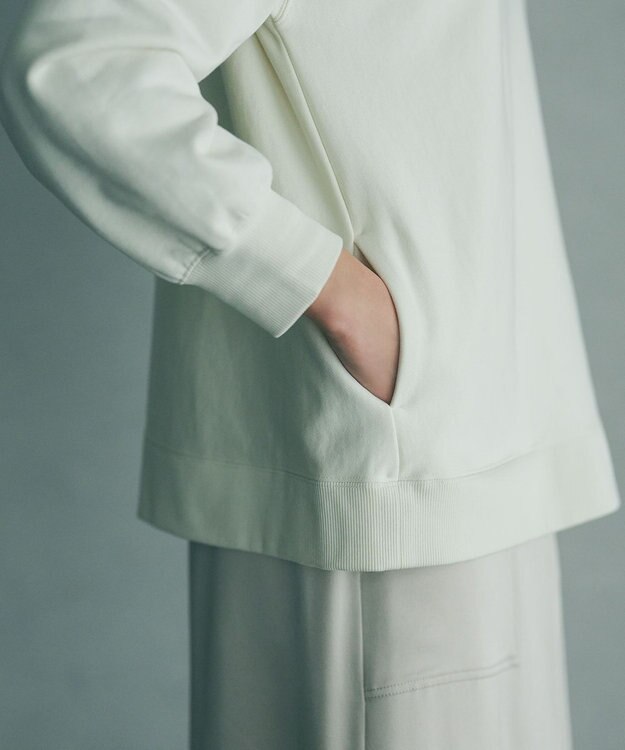 23区 【一部店舗限定/洗える】カラー スウェット エクリュ