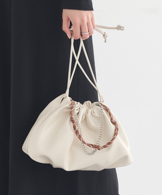 earth music&ecology マルチWAY巾着バッグ Ivory